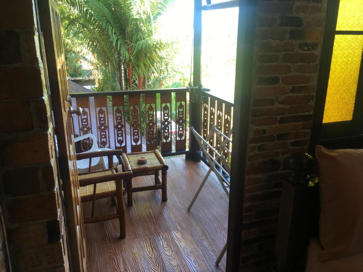 Sunflowerbungalow Khao Lak Exterior foto